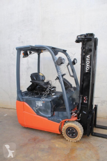 Toyota electric forklift