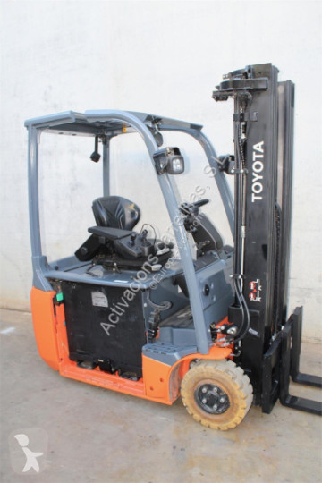 Toyota electric forklift