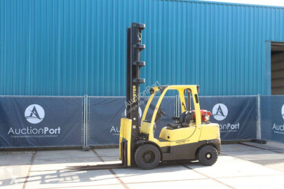 可升降式叉车 Hyster