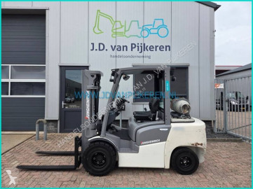 Jungheinrich TFG430 2558hours+2017+triplex4.4m+shi high