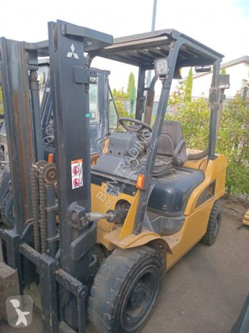 Carretilla diesel Caterpillar