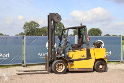 Wózek podnośnikowy Yale 3.9L 239
