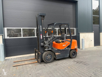 Chariot élévateur diesel Doosan