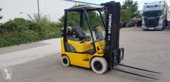 Hyundai 156L-7