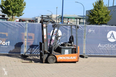 Doosan B15T-5