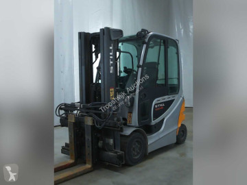 Elektrische heftruck Still