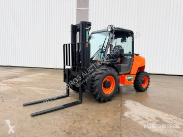 Nieuw diesel heftruck Ausa