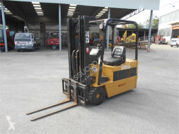 Caterpillar f35 elektrický vozík použitý