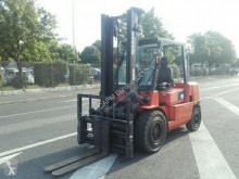 Nissan F04D40T chariot diesel occasion