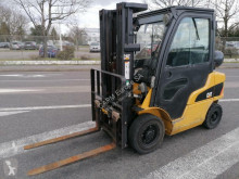 Carretilla elevadora carretilla de gas usada Caterpillar GP25N2