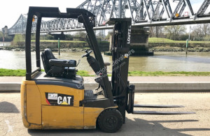 Chariot électrique Caterpillar EP16CPNT