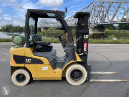 Gasdriven truck Caterpillar GP25N