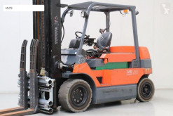 Empilhador elevador Toyota 7FBMF50 usado