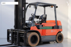 رافعة شوكية Toyota 7FBMF50 مستعمل