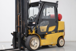 Emelőtargonca Yale GLC70VX használt