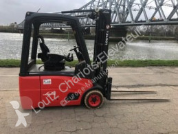 رافعة شوكية Linde E16-01 رافعة شوكية كهربائية مستعمل