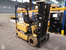 Chariot électrique Caterpillar EP25K-PAC