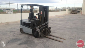 Carretilla elevadora usada Nissan Q02L20CU