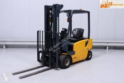 Jungheinrich EFG320