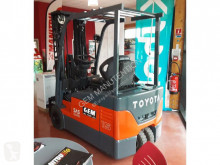 Carretilla elevadora Toyota 7FBEF15A carretilla eléctrica usada