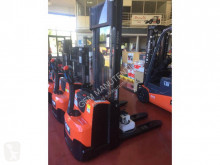 Carretilla elevadora Toyota SWE120 usada
