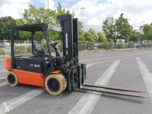 Chariot électrique Doosan B50X-5