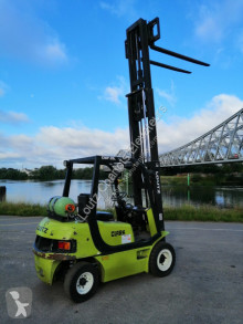 Chariot à gaz Clark CMP 25 L