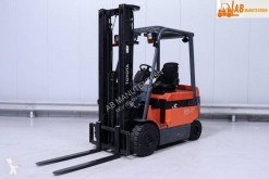 Toyota 7-FBMF-25 electrostivuitor second-hand