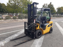 Vysokozdvižný vozík Caterpillar GP25N plynový vysokozdvižný vozík ojazdený