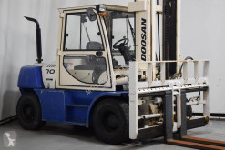 Diesel vagn Doosan D70S-5