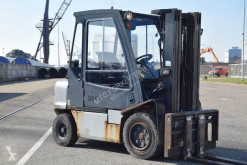 Дизелов мотокар Nissan FGD02A30Q