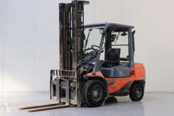 رافعة شوكية Toyota 02-7FDJF35 مستعمل