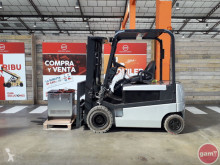 Carretilla elevadora Nissan Q02L20CU usada