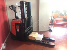 Carretilla elevadora BT SPE200 usada