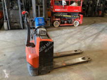 Carrello elevatore BT LWE160 usato