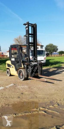 Carretilla elevadora carretilla diesel Caterpillar DP35N