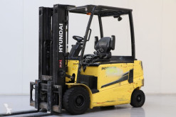 Carretilla elevadora Hyundai 30BH-9 usada