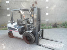 Nissan UG1F2A30U chariot à gaz occasion