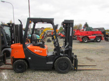 Chariot diesel Doosan D30 GP Dieselstapler