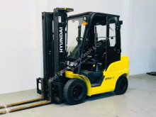 رافعة شوكية Hyundai 25D-9 رافعة شوكية ديزل مستعمل