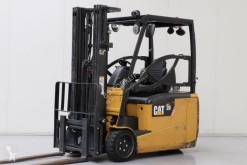 Teleskopický manipulátor Caterpillar EP20PNT použitý