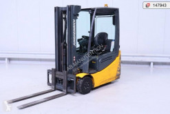 Jungheinrich EFG-216-K elektrický vozík použitý
