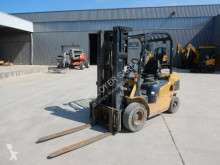 Caterpillar DP25 N chariot diesel occasion