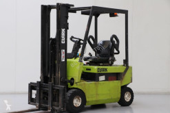 Carretilla elevadora Clark CEM16S usada