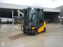 Jungheinrich TFG320 carrello elevatore a gas usato
