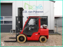 Nissan Gasstapler 3.5t LPG 2012 triplex 6m 4xhydrauliek cabine!