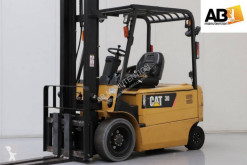 Elektrikli forklift Caterpillar EP30K-PAC