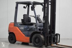 Heftruck Toyota 02-8FDF25 tweedehands