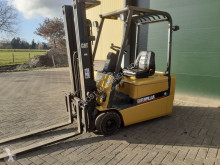 Elektrikli forklift Caterpillar heftruck elektrische met 3 delige mast