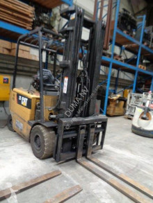 Caterpillar EP25K-PAC gebrauchter Elektrostapler
